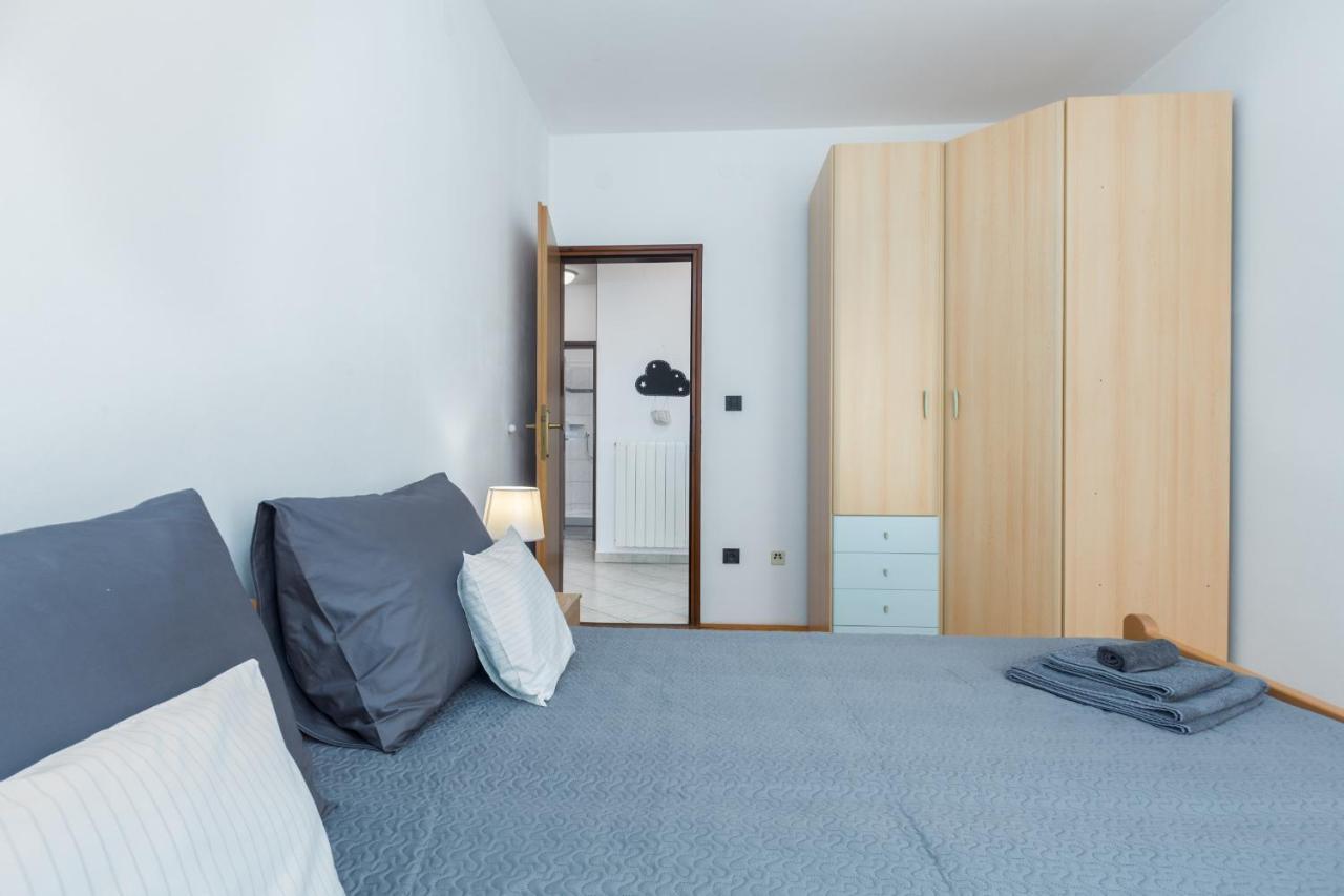Apartments Emil PUY Eksteriør bilde